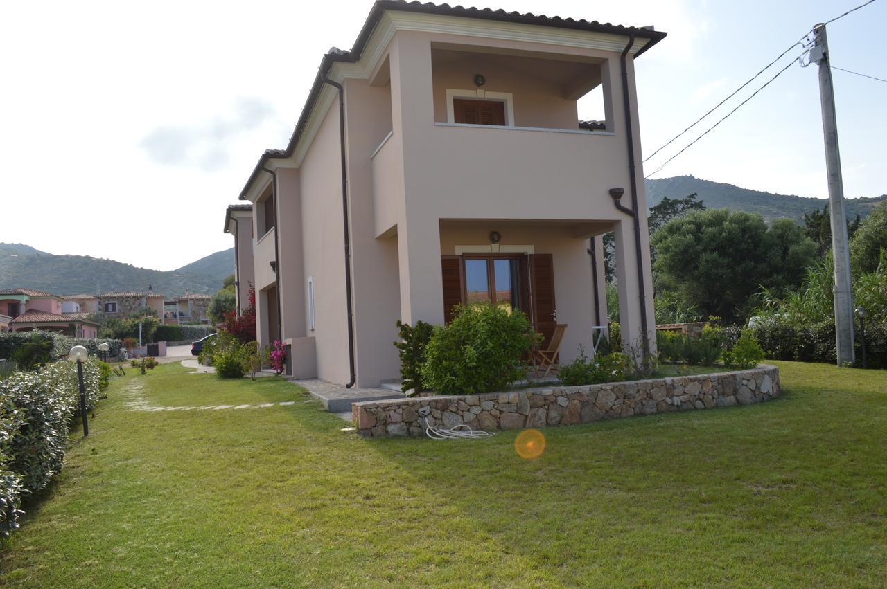 Guest Rooms Affittacamere San Teodoro  Exterior photo