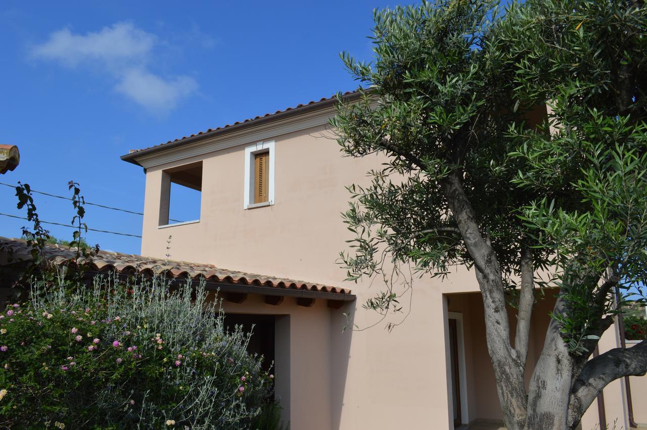 Guest Rooms Affittacamere San Teodoro  Exterior photo
